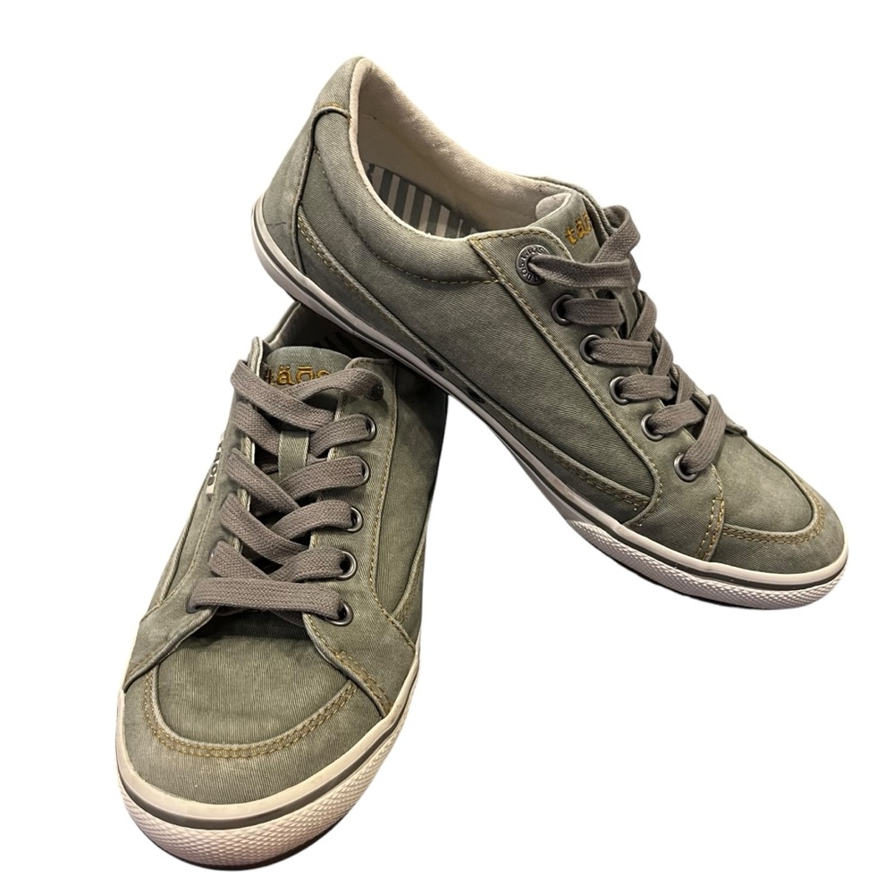 TAOS Women’s Moc Star 2 Sage Green Comfort Fit Lace Up Sneakers Size 7